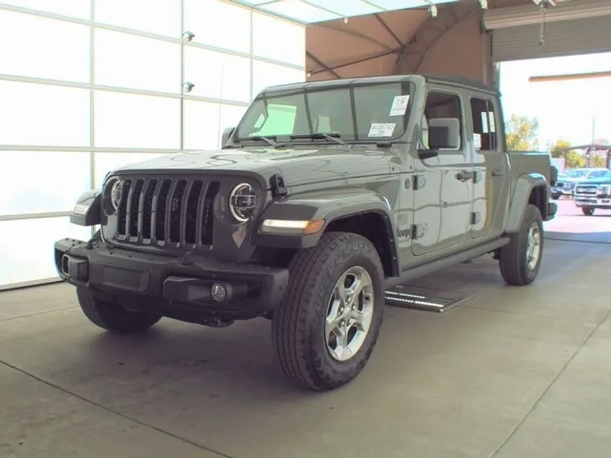 2021 Jeep Gladiator Sport photo 1