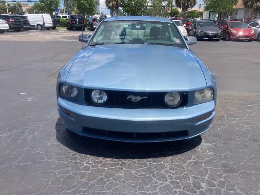 2006 Ford Mustang GT Premium photo 1