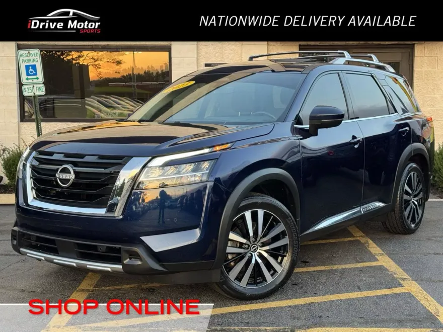 2023 Nissan Pathfinder Platinum photo 1