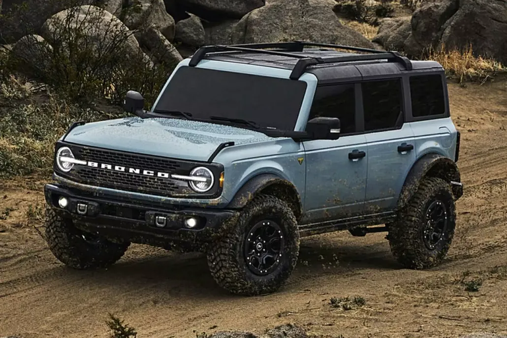 2021 Ford Bronco Outer Banks photo 1