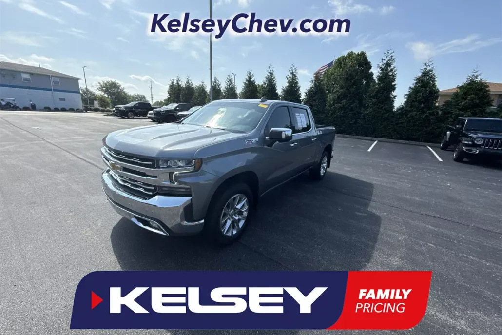 2022 Chevrolet Silverado 1500 LTZ photo 1