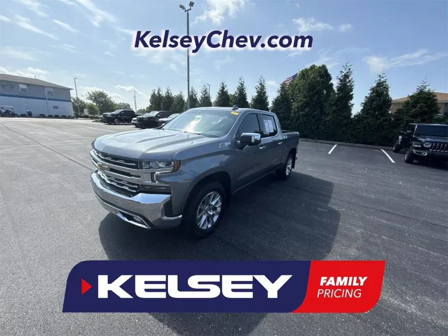 2022 Chevrolet Silverado 1500 LTZ photo 1