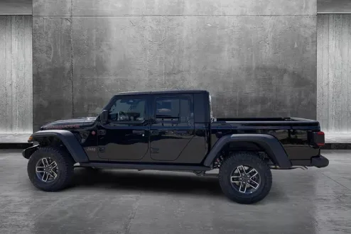2025 Jeep Gladiator Mojave photo 2