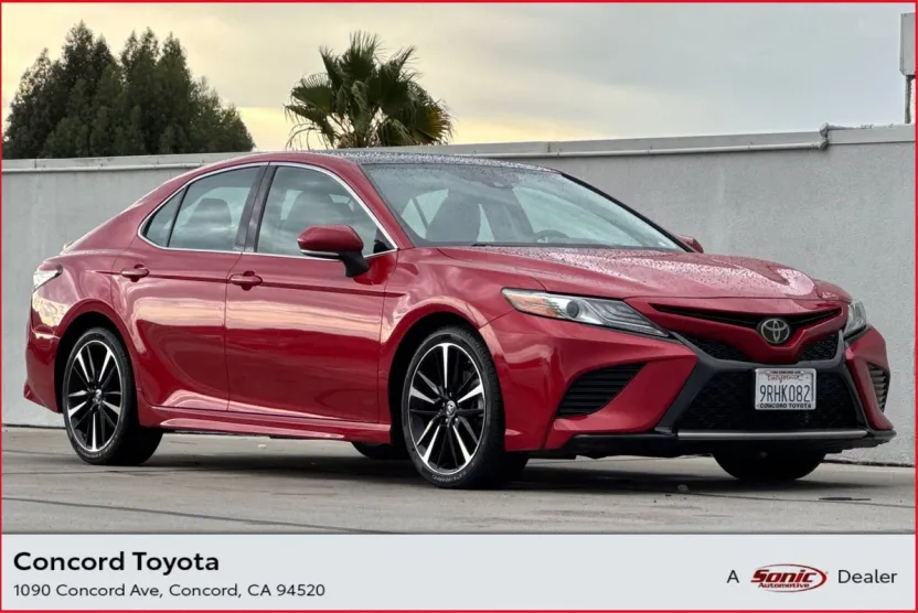 2019 Toyota Camry XSE V6 photo 1