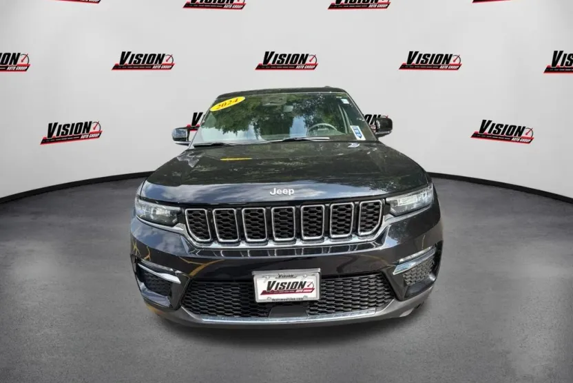 2024 Jeep Grand Cherokee Limited photo 1