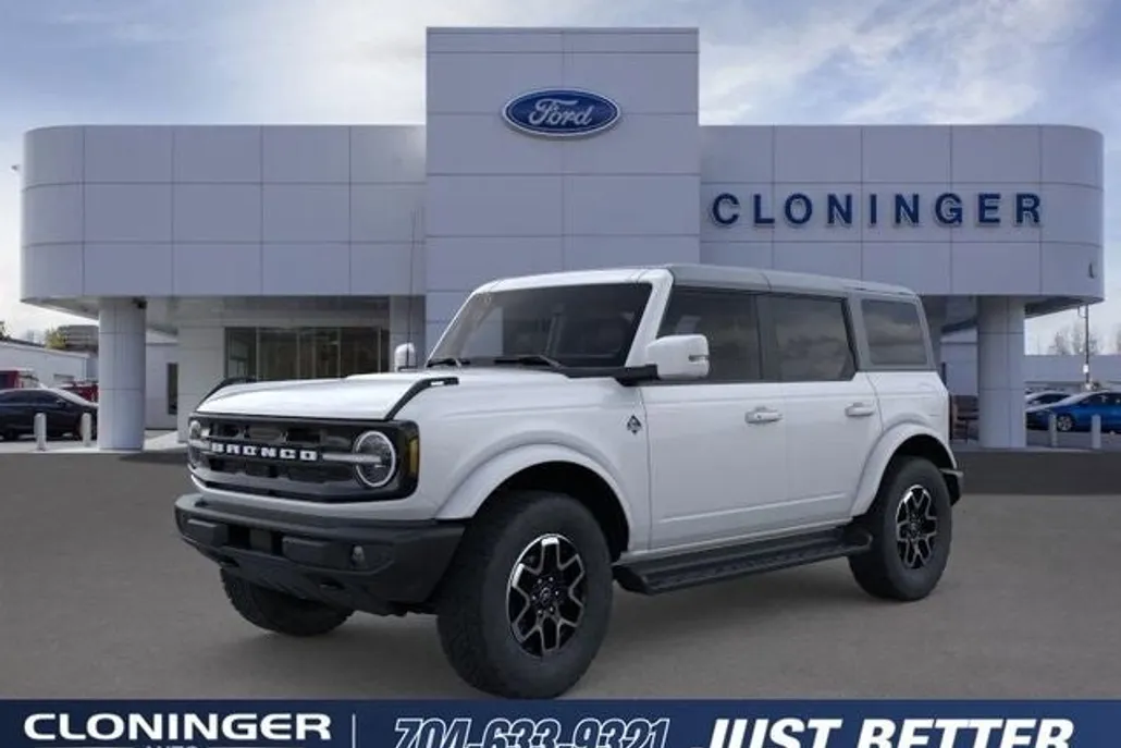 2025 Ford Bronco Outer Banks photo 1