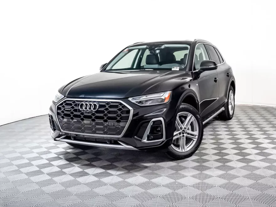 2025 Audi Q5 55 S line Premium Plus photo 1