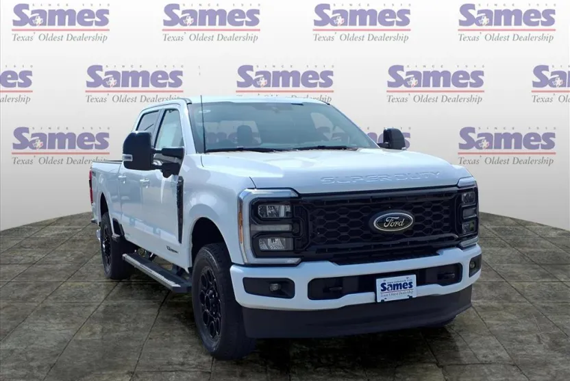 2025 Ford F-250 Lariat photo 1