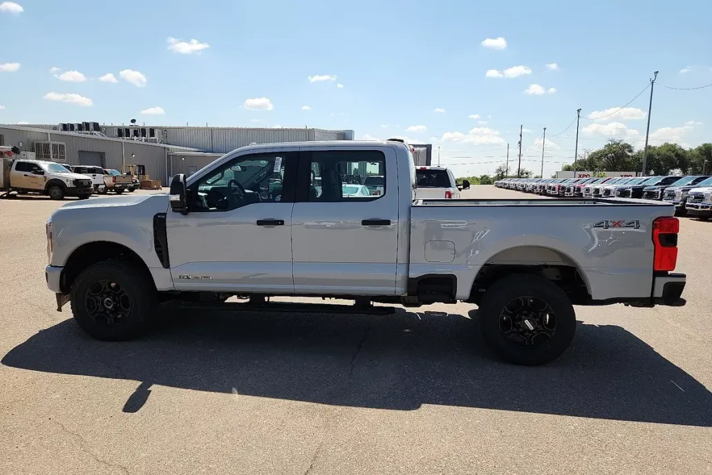 2025 Ford F-250 XL photo 1