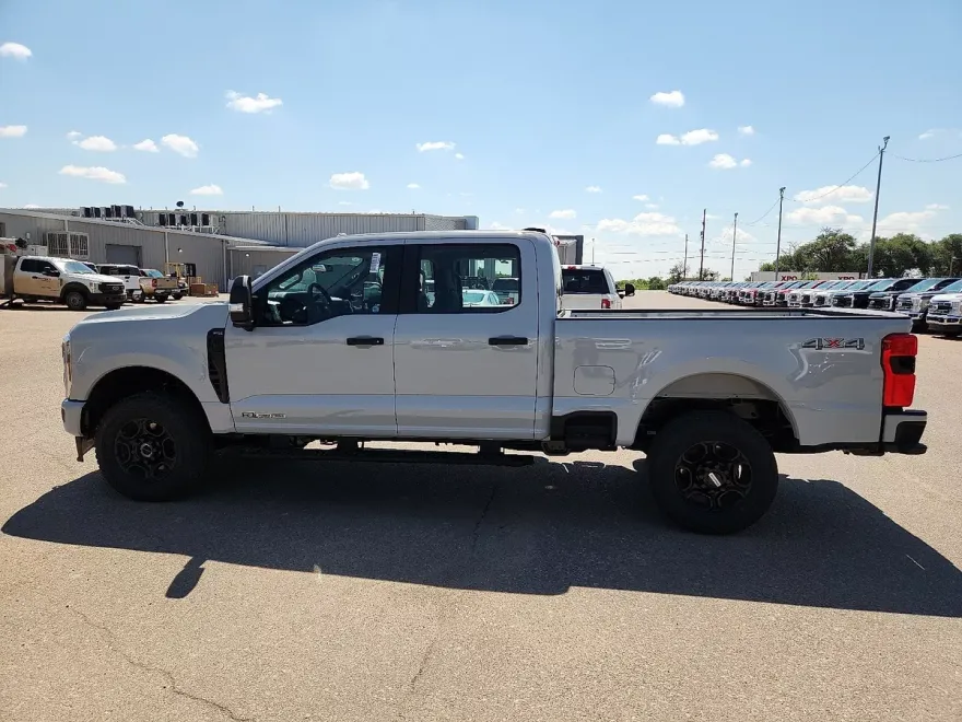 2025 Ford F-250 XL photo 1
