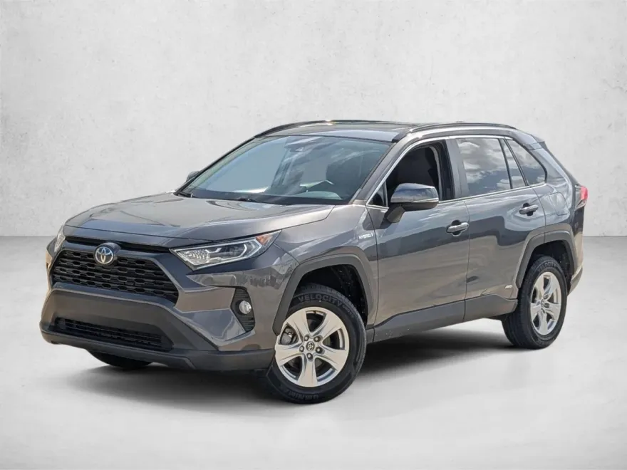2020 Toyota RAV4 Hybrid XLE photo 1