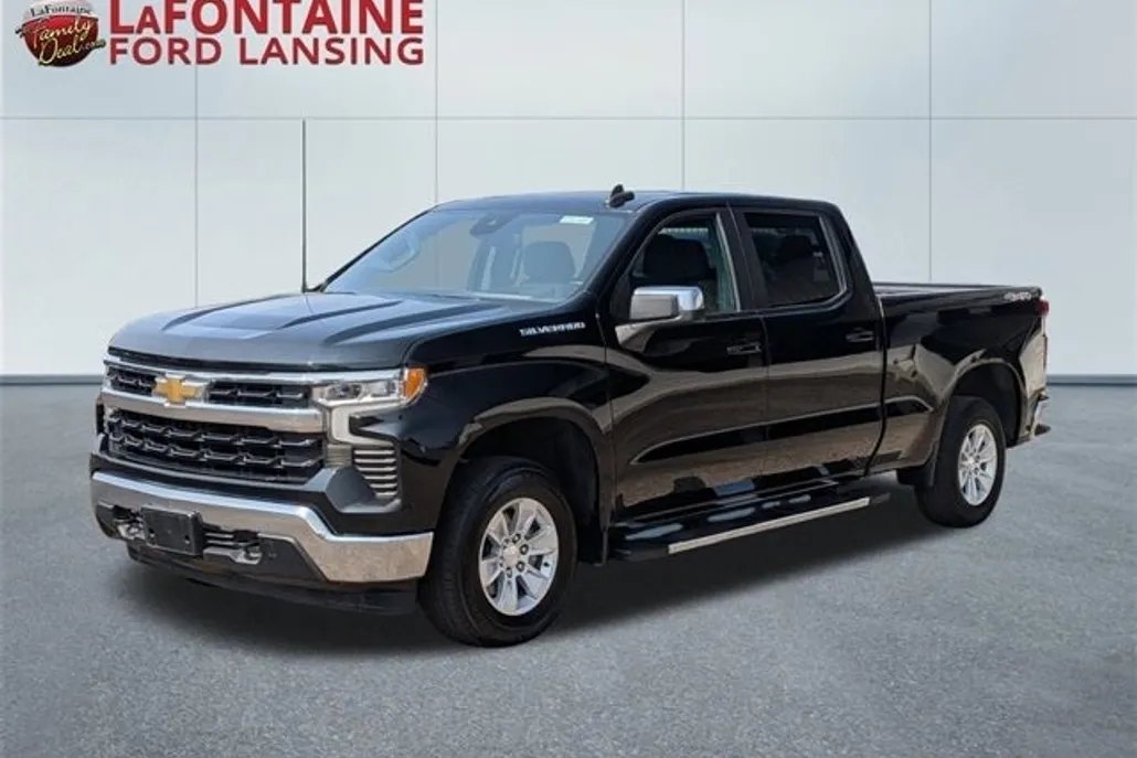 2023 Chevrolet Silverado 1500 LT photo 1