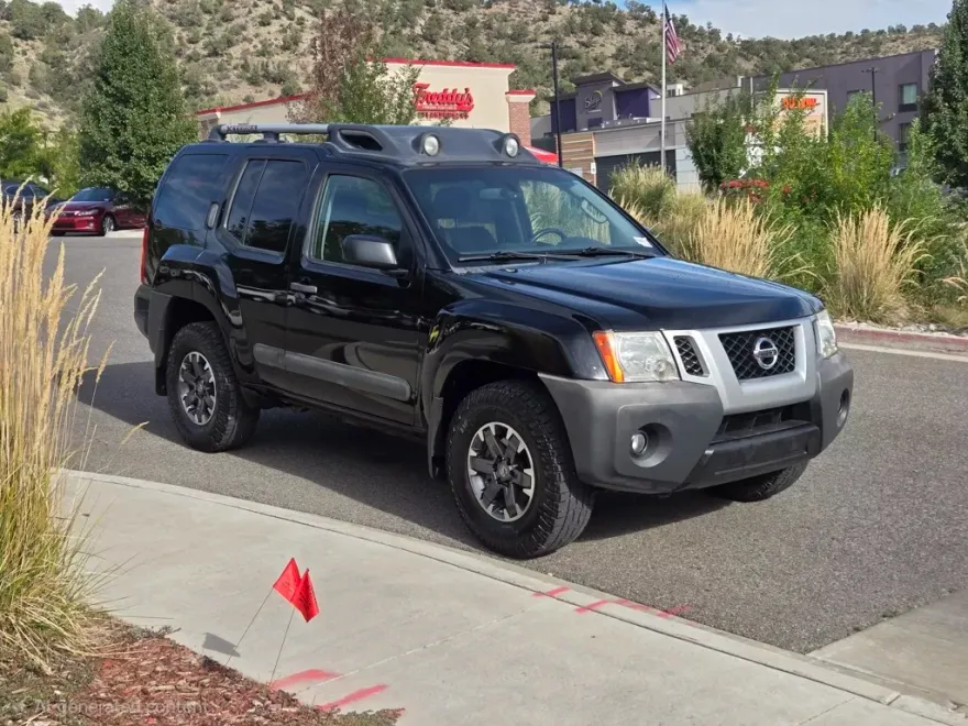 2014 Nissan Xterra PRO-4X photo 1