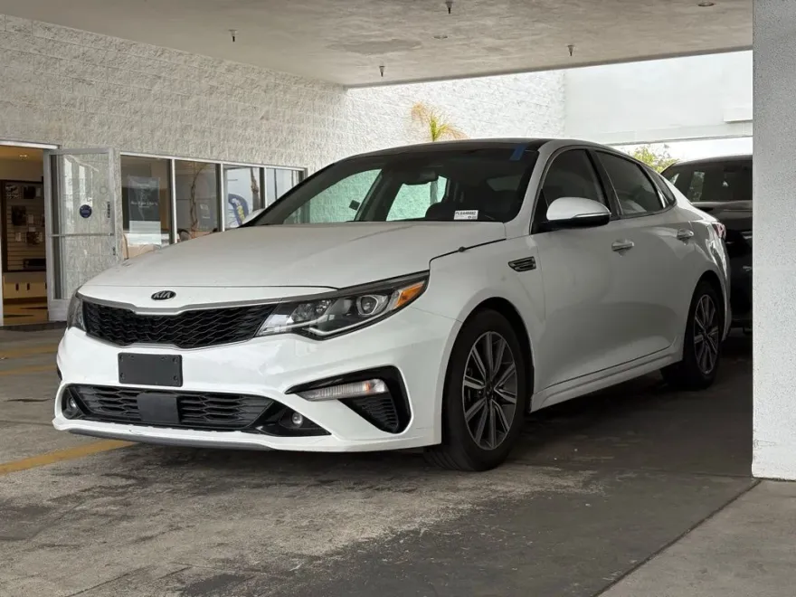 2020 Kia Optima EX Premium Turbo photo 1
