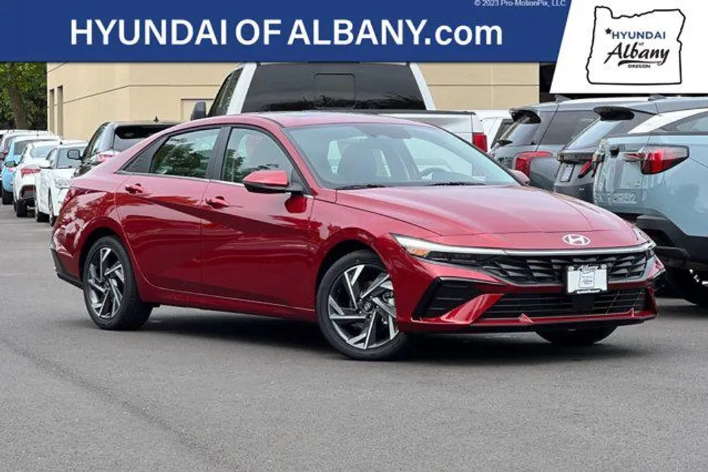 2025 Hyundai Elantra Limited photo 1