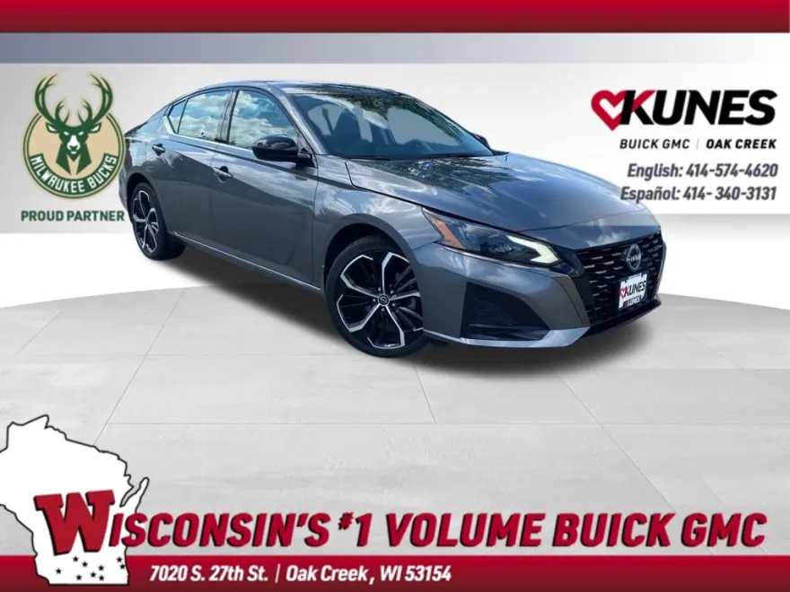 2024 Nissan Altima 2.5 SR photo 1