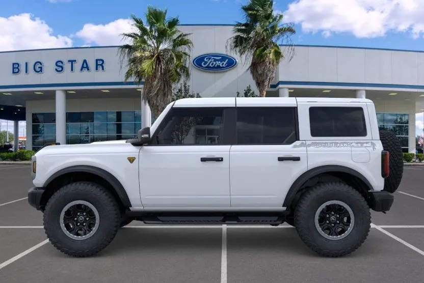 2025 Ford Bronco Badlands photo 1
