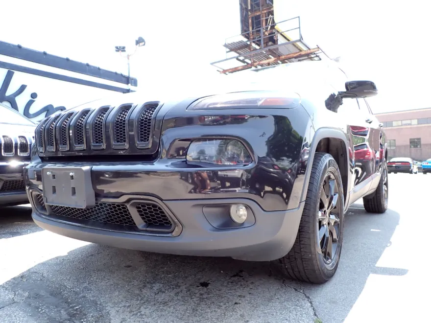 2016 Jeep Cherokee Limited photo 1