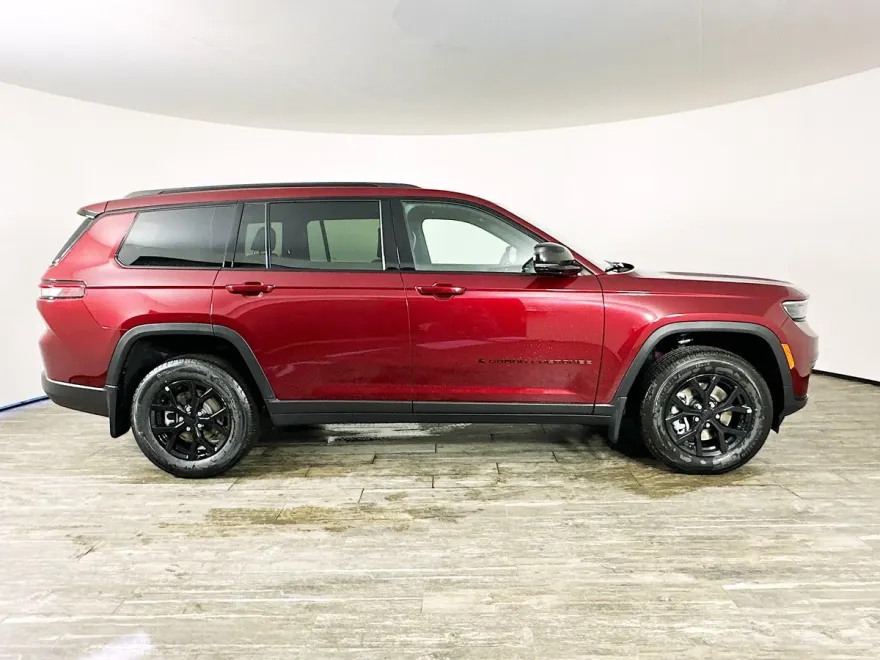 2025 Jeep Grand Cherokee Altitude X photo 8