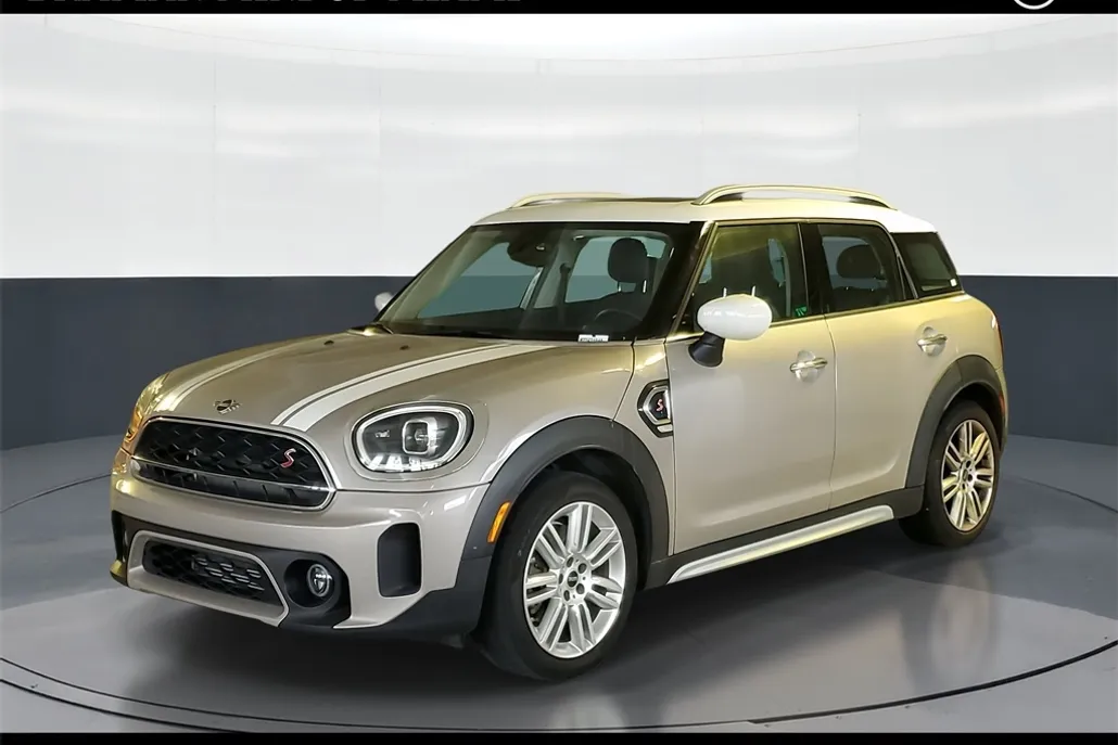 2023 Mini Cooper Signature photo 1