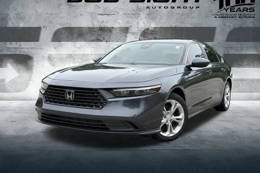 2023 Honda Accord LX photo 1