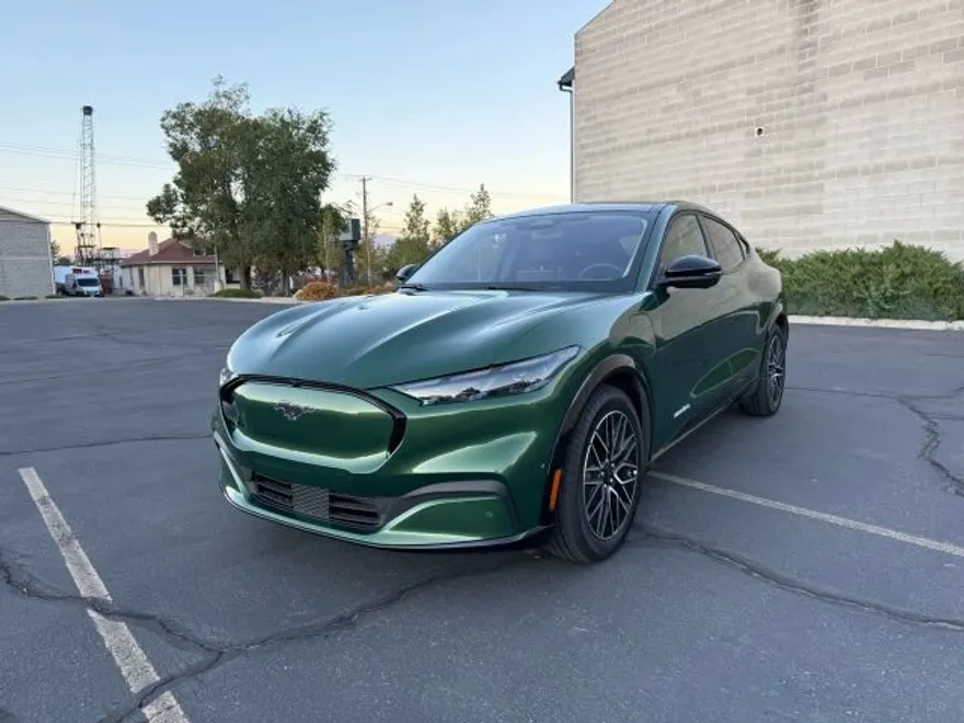 2024 Ford Mustang Mach-E photo 1