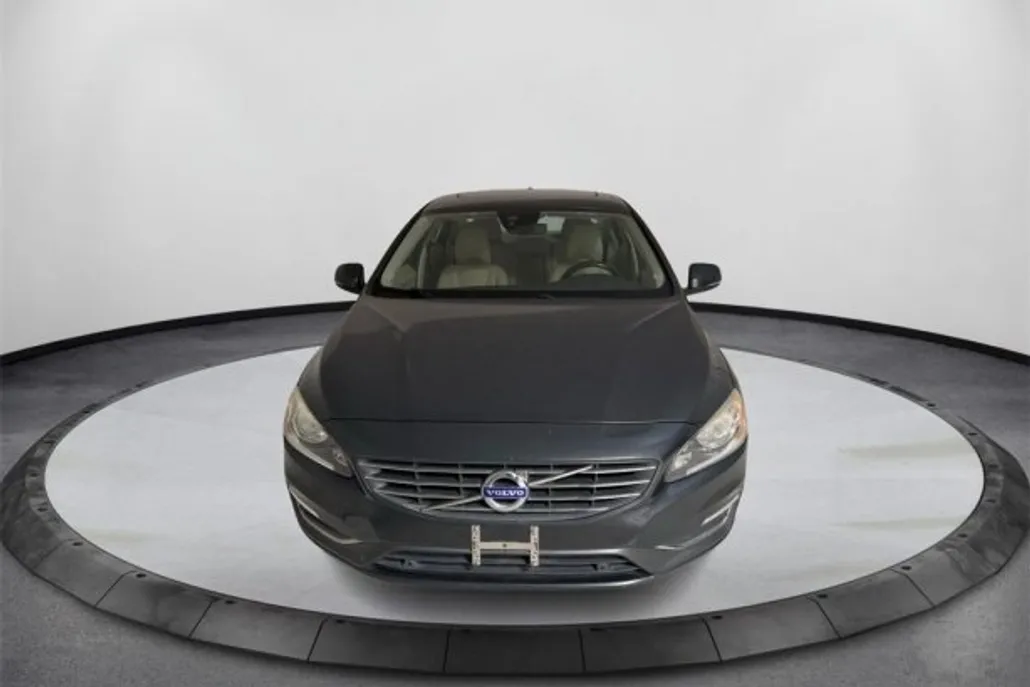 2015 Volvo S60 T5 Premier photo 1