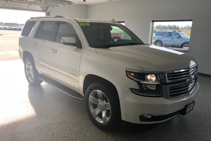 2018 Chevrolet Tahoe Premier photo 1