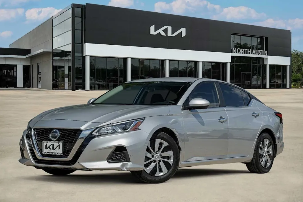 2019 Nissan Altima 2.5 S photo 1