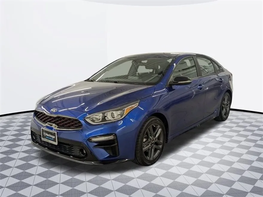 2020 Kia Forte GT-Line photo 1