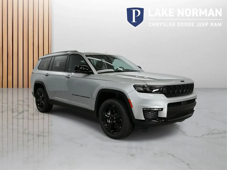 2025 Jeep Grand Cherokee Limited photo 1