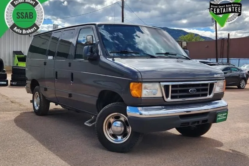 2007 Ford E-150 photo 1