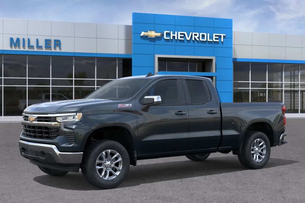 2026 Chevrolet Silverado 1500 LT photo 1