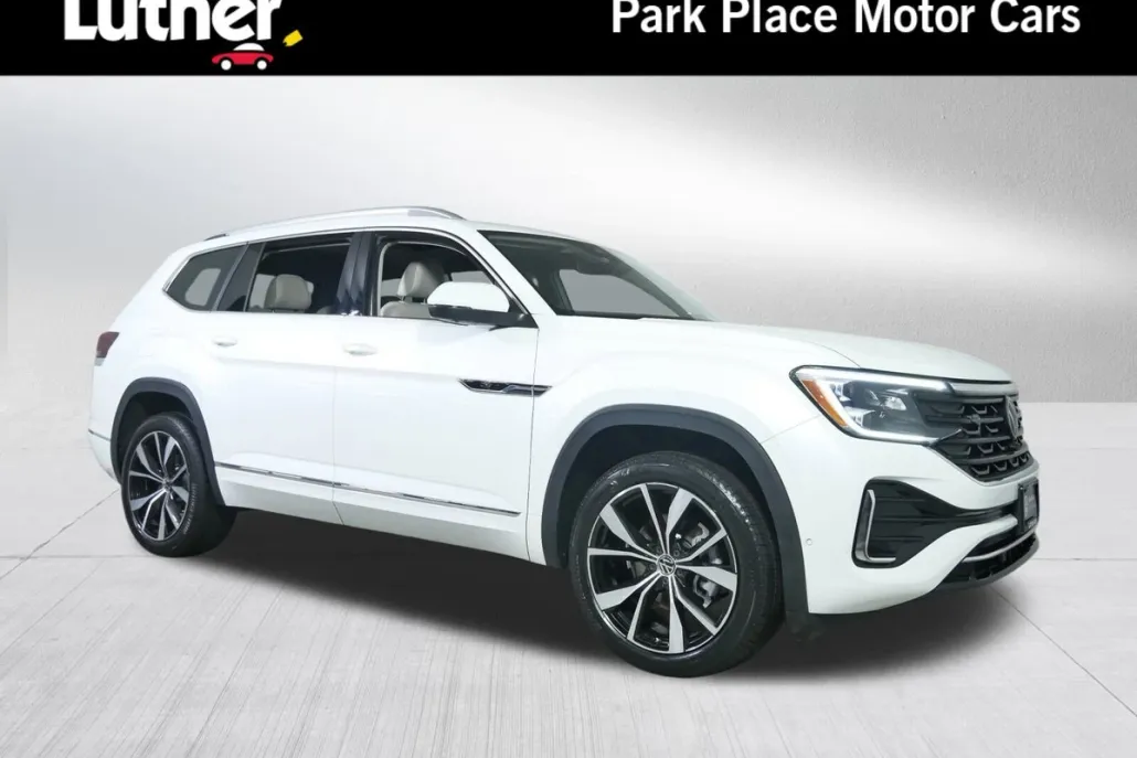 2024 Volkswagen Atlas SEL Premium R-Line photo 1