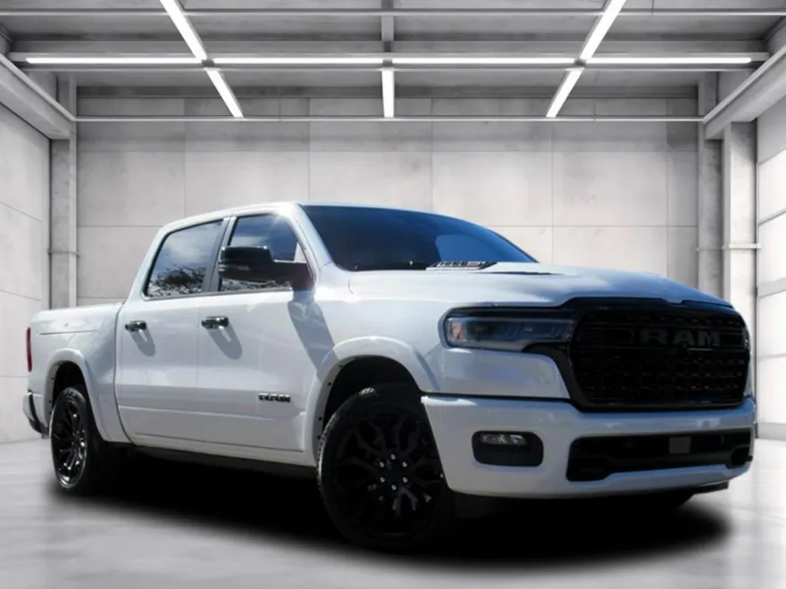 2025 Ram 1500 Limited photo 1