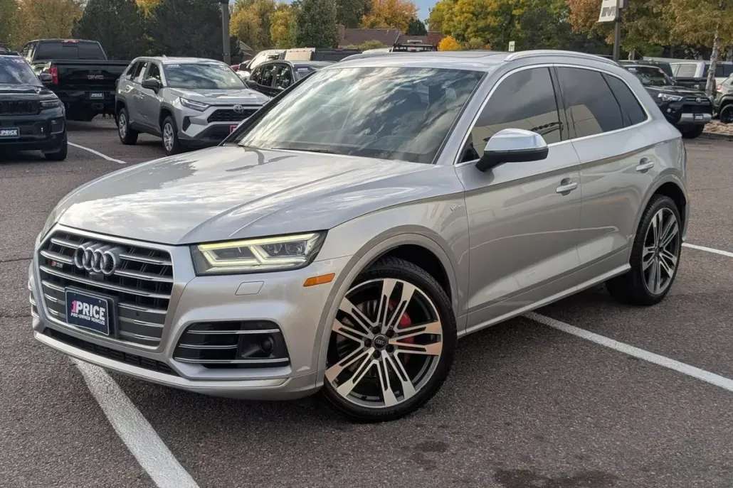 2018 Audi SQ5 Prestige photo 1