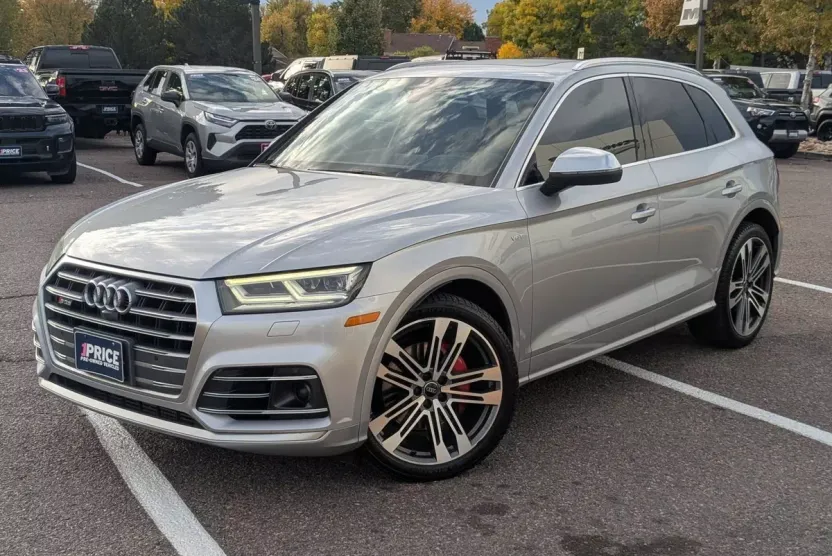 2018 Audi SQ5 Prestige photo 1