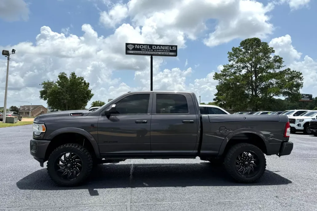 2020 Ram 2500 Tradesman photo 1