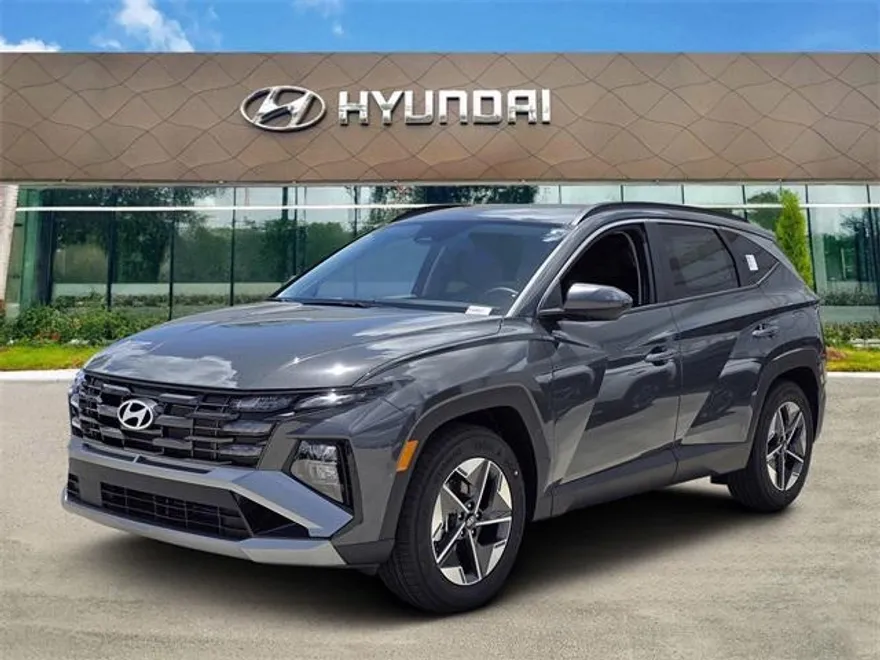 2026 Hyundai Tucson SEL photo 1