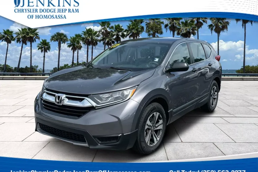2017 Honda CR-V LX photo 1
