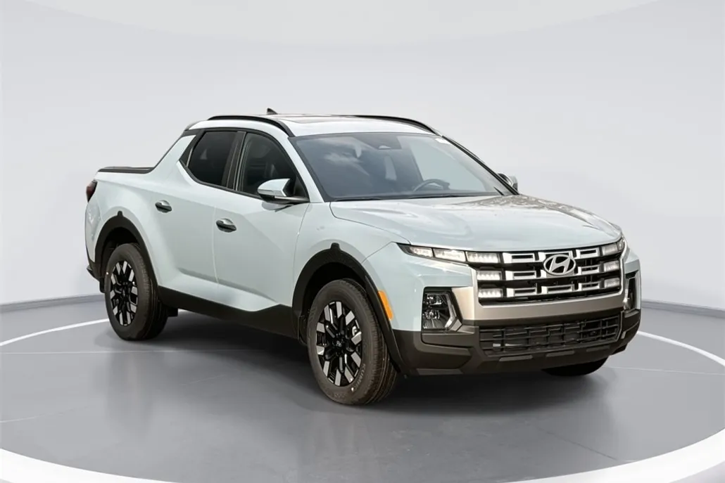 2025 Hyundai Santa Cruz SEL Activity photo 1