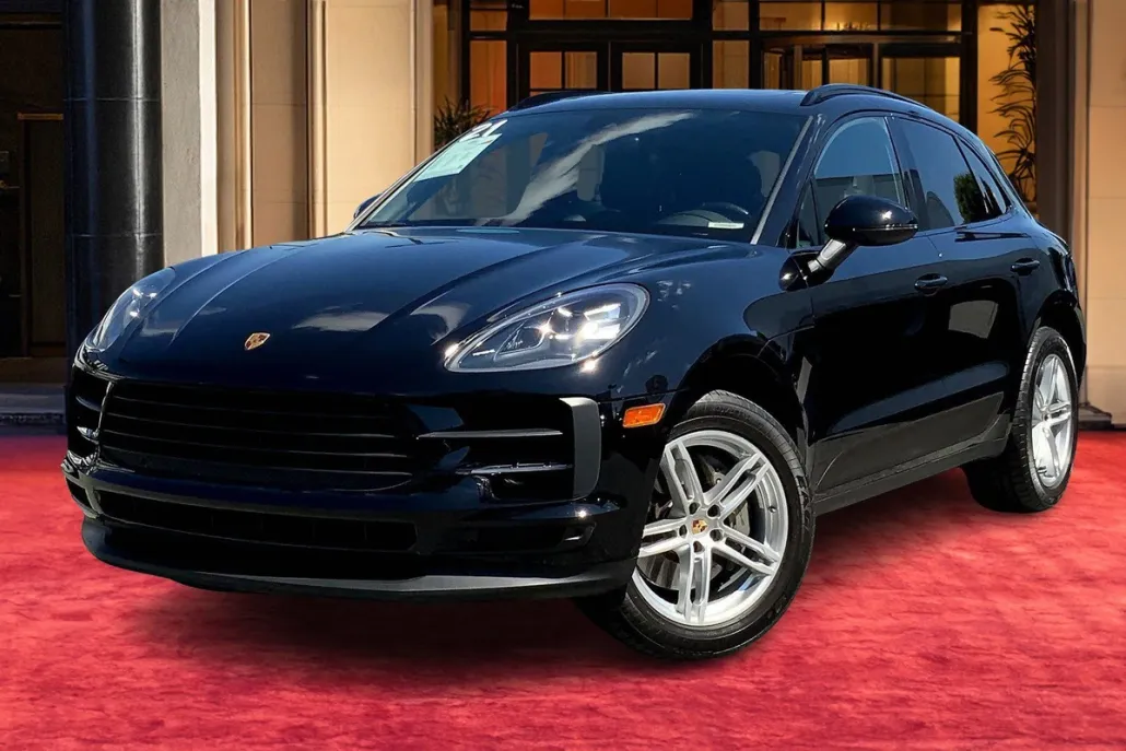 2021 Porsche Macan S photo 1