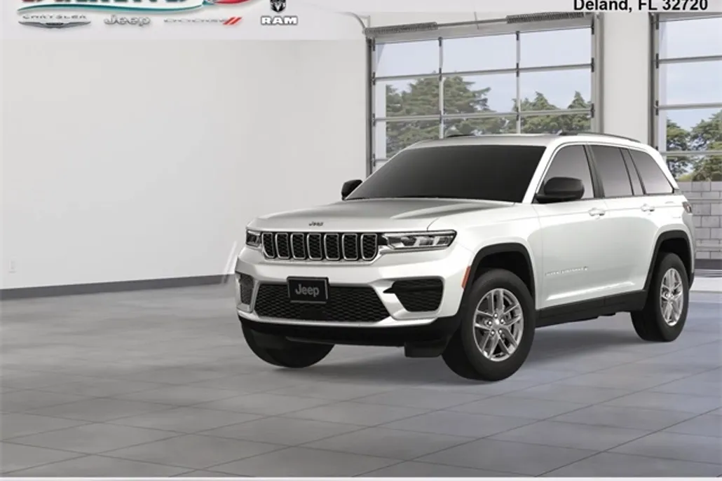 2025 Jeep Grand Cherokee Laredo X photo 1