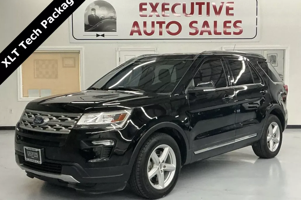 2018 Ford Explorer XLT photo 1