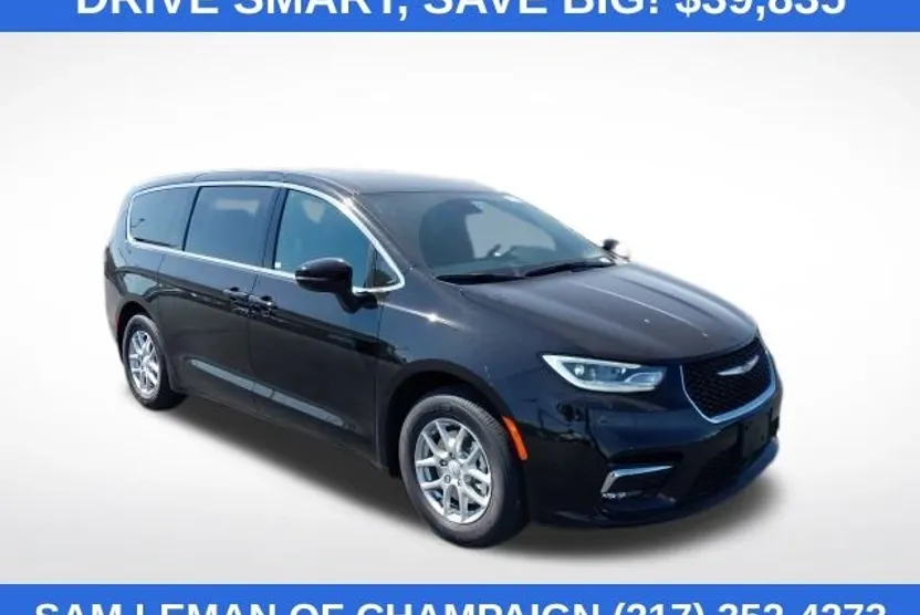 2026 Chrysler Pacifica photo 1