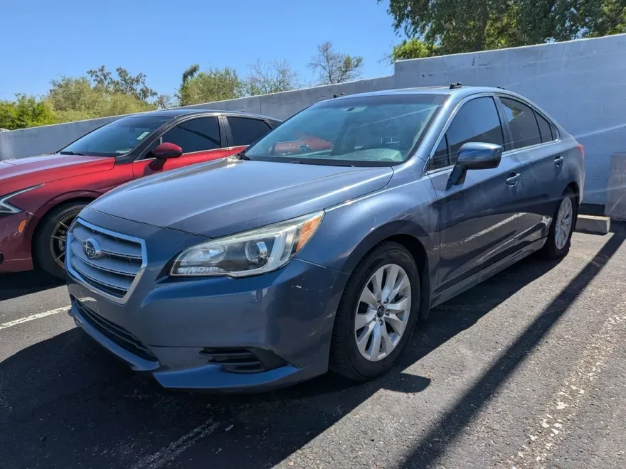2015 Subaru Legacy 2.5i Premium photo 1