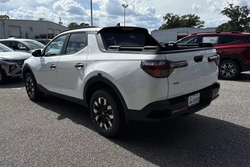 2026 Hyundai Santa Cruz SEL photo 1
