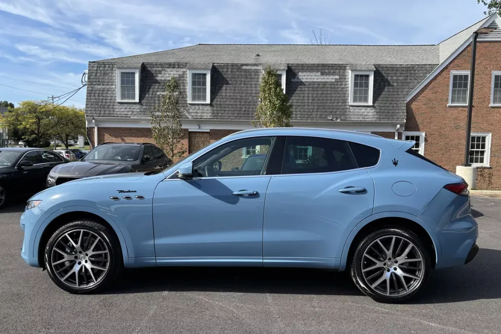 2022 Maserati Levante Modena photo 1