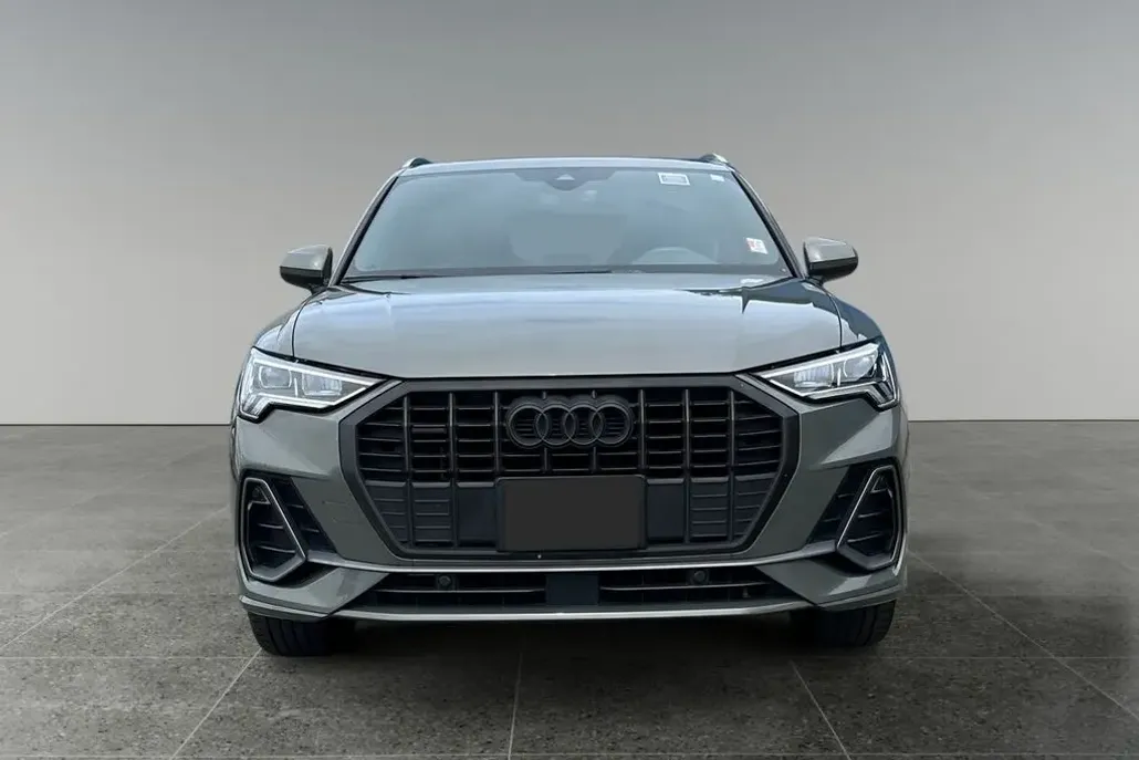 2020 Audi Q3 Premium Plus S line photo 1