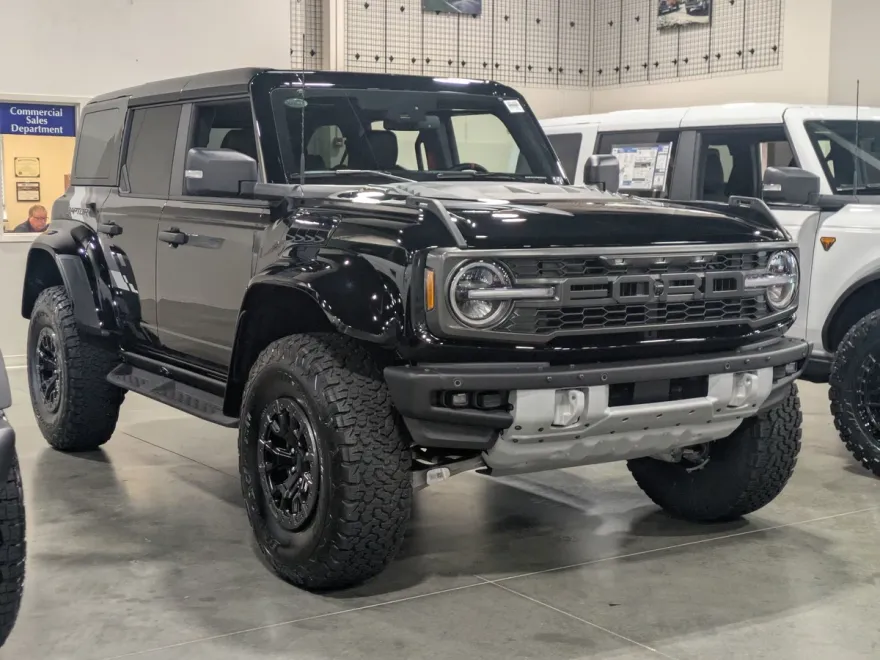 2025 Ford Bronco Raptor photo 1
